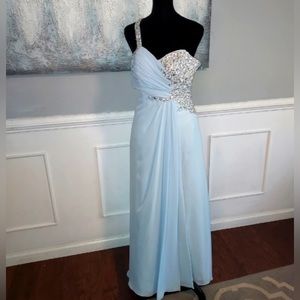 Merle MNM COUTURE Rhinestones Formal dress